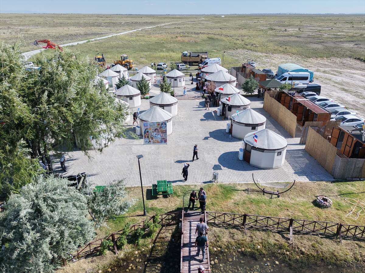 Dünyanın renkleri Tuz Gölü'nde buluştu! 25 ülke festival coşkusu yaşıyor 11